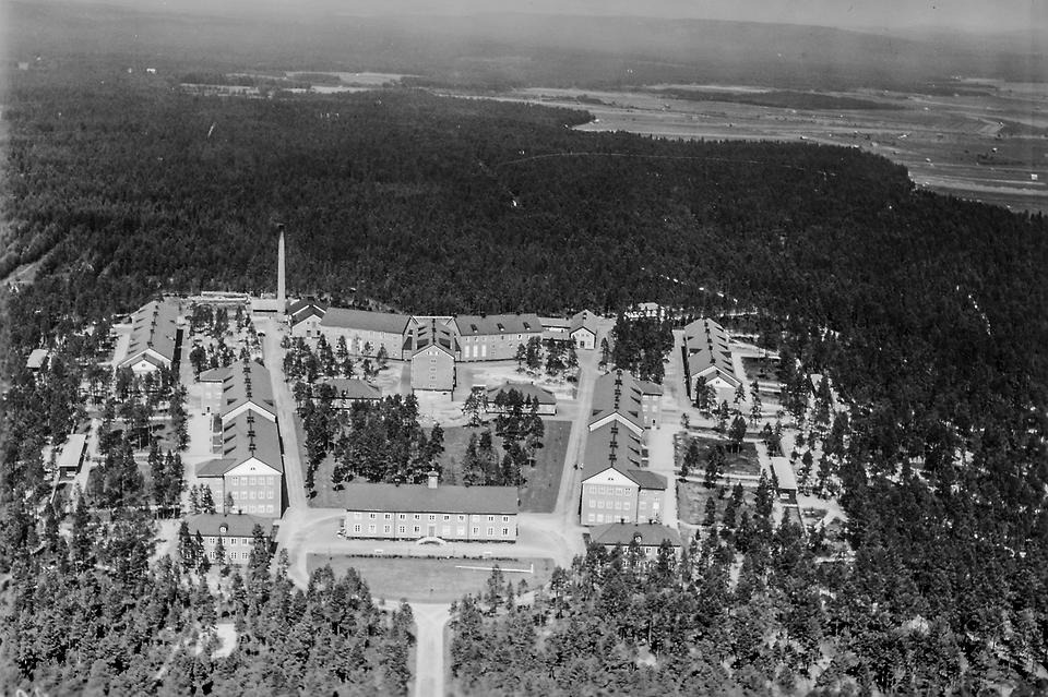 Umedalens sjukhus 1940. Foto: AB Flygtrafik, Västerbottens museum.